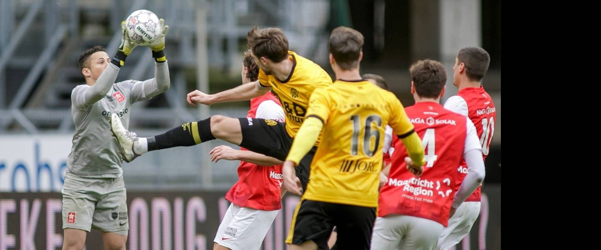 Experience the derby Roda JC-MVV in De Geusselt!!