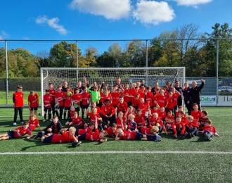 MVV'ers bij voetbalclinic in Valkenburg