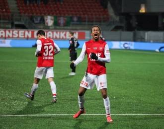 Beleef nog een keer  van heel dichtbij de doelpunten tegen FC Dordrecht mee! 