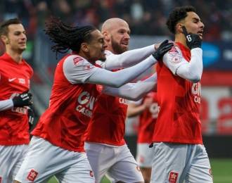 MVV veegt in De Geusselt de vloer aan met FC Den Bosch: 5-0