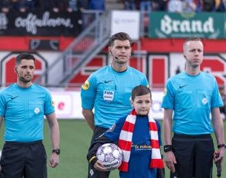 Joey Kooy scheidsrechter bij Volendam-MVV